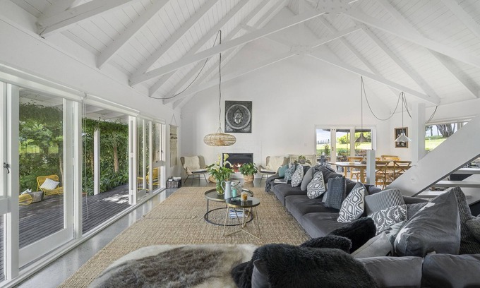 Te Horo Beach House | The House - The Lodge Te Horo
