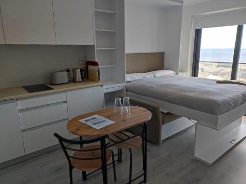 Gibraltar Apartment | The Hub Gibraltar Sacha studio
