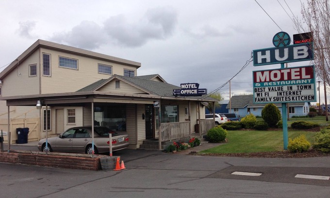 Redmond Hotel | The Hub Motel