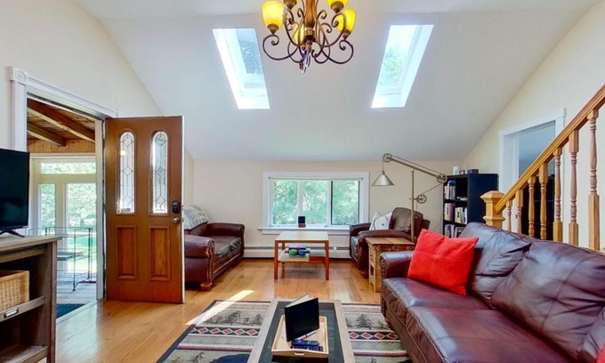 Warrensburg House | The Huber Haven