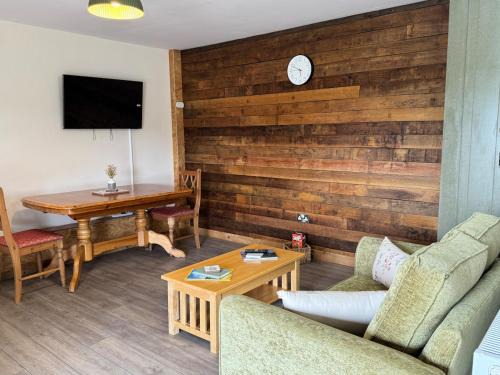 Waterlooville Apartment | The Hugo stable Cosy getaway in Hambledon