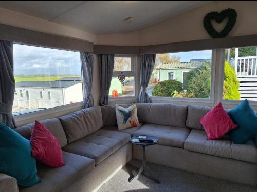 Fence Apartment | The Hummingbird