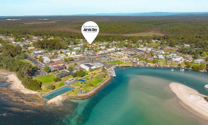 Huskisson House | The Husky Nest by Experience Jervis Bay