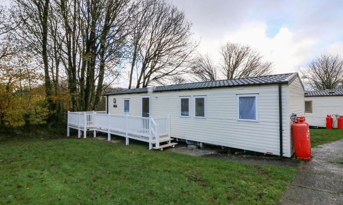 Bucks Cross House | The Hut Devon Country 5
