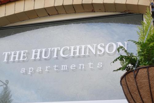 Douglas Apartment | The Hutchinson Apartments