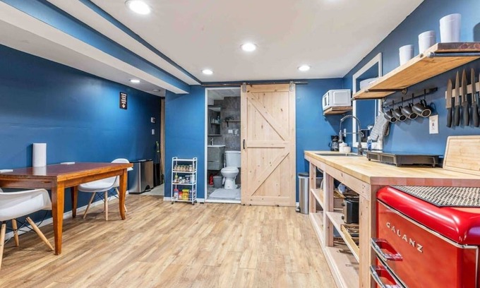 North Bergen House | The Hygge Way! 20 MIN TO NYC Times Sq.
