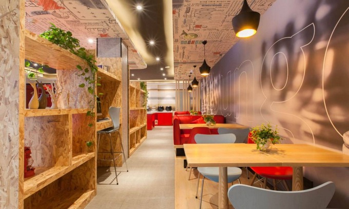 Jiang'an District Apartment | The Ibis Hotel