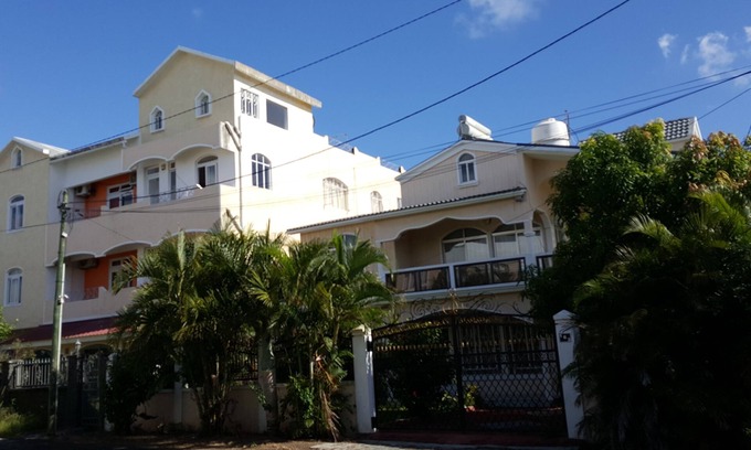 Trou aux Biches House | The Impala's Bed + breakfast+ wifi offer ,200m Trou aux Biches Mon Choisy beachn