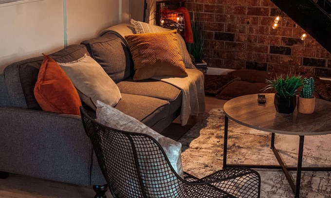 Vacaville Condo | The Industrial Cozy Nook - Hub for Family Fun