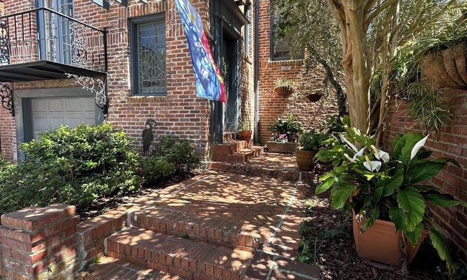 Milton House | The Inn at 109 French