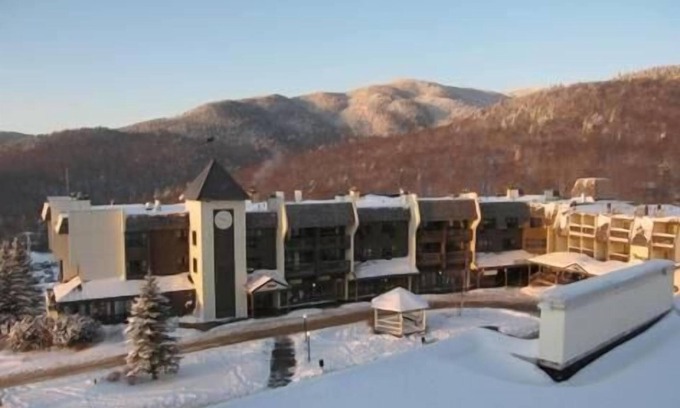 Bolton Valley Hotel | The Inn at Bolton Valley