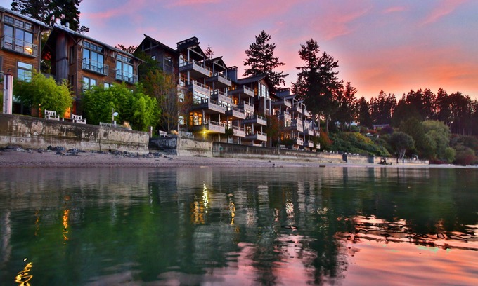 Langley Bed & Breakfast | The Inn at Langley