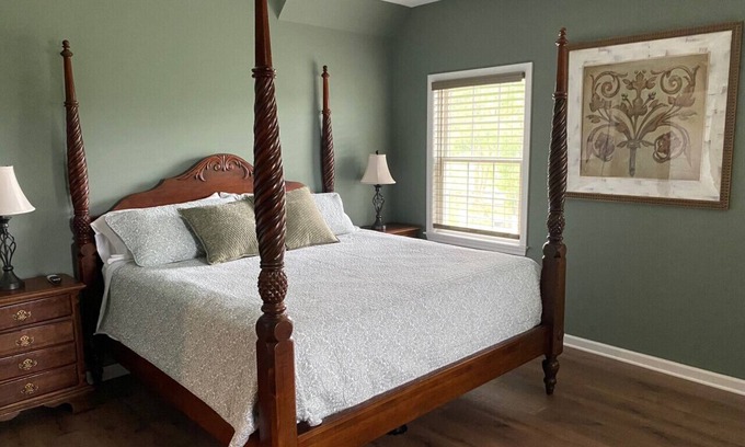 Pittstown Bed & Breakfast | The Inn at Peacfield Farms