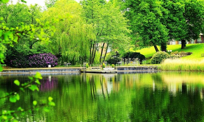 Shorne Hotel | The Inn on the Lake Hotel