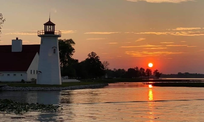 Millersport Apartment | The “Inn” – On the water, bring your boat – Cozy and Clean! #5
