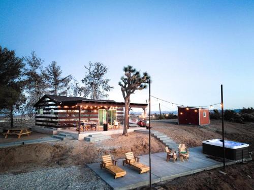 Landers House | The Invisible Wind Cabin- Joshua Tree Amazing View