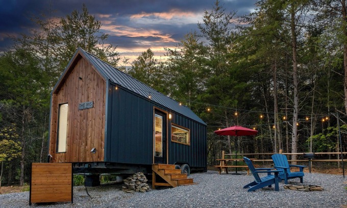 Knoxville Cabin | The Iris: Rural Secluded Nordic Tiny Home