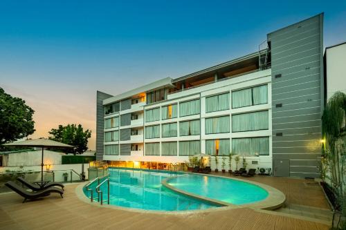 Naga Hotel | The Isabelle Hotel