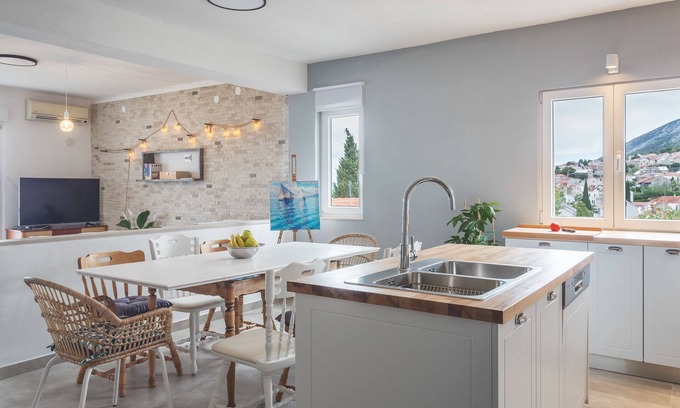Bol Apartment | The Island Place, Bol - stunning views spacious seaside apartment