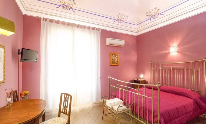 Santo Stefano di Camastra Bed & Breakfast | THE PALACE B&B and Apartments - FLOWER LUXURY ROOM