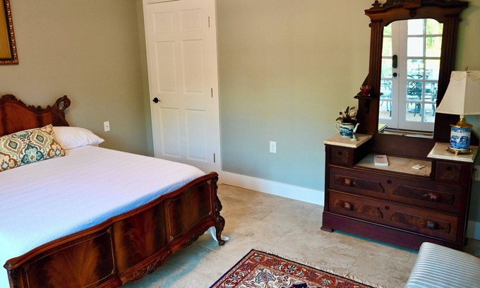 New Kent Cottage | The James Armistead Lafayette Cottage