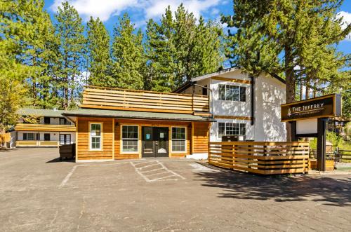 Lakeside Park Hotel | The Jeffrey Hotel