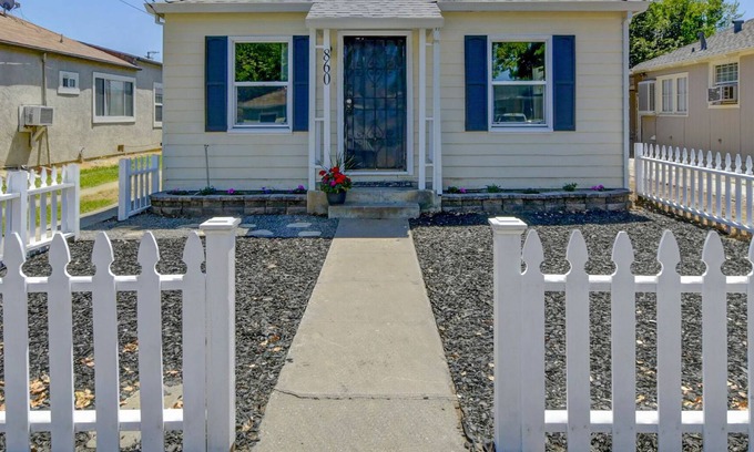 Yuba City House | The Jewell Avenue Gem is a fully remodeled, modern home with a touch of rustic..