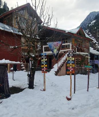 Old Manali Bed & Breakfast | The Joint Cafe & Homestay India