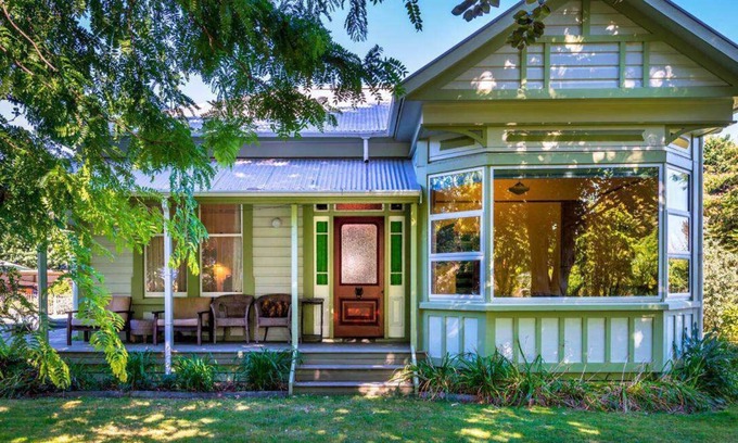 Spring Creek Bed & Breakfast | The Jolly Poacher Retreat