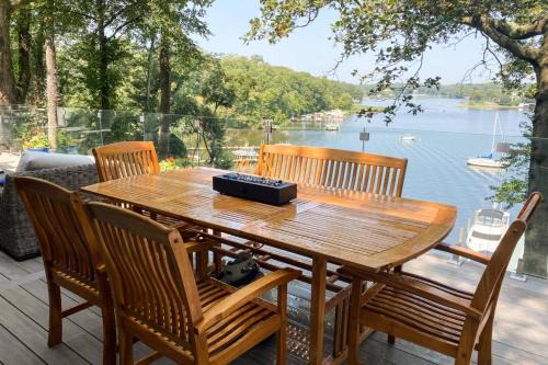 Arden-on-the-Severn House | The Jolly Roger - iTrip Annapolis