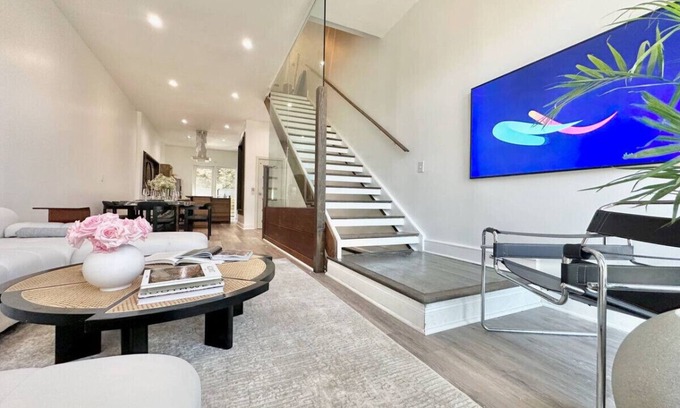 South Side Slopes House | The Josephine Villa by Luxe PGH