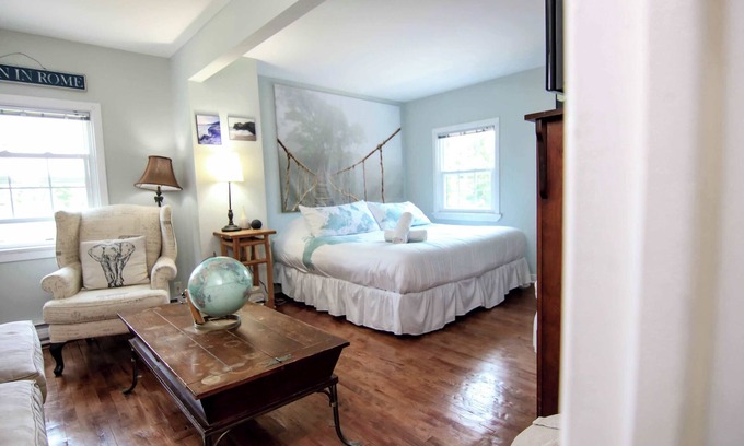 Bracebridge House | The Journey Suite | The Jypsy Inn