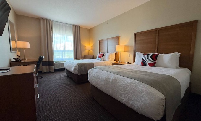 Bonnyville Hotel | The Kanata Bonnyville