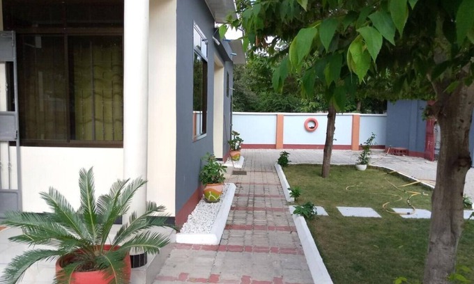 Upanga East House | The Kanyi KG2 !