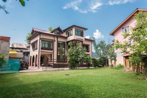 Srinagar Villa | The Kashmir Haven