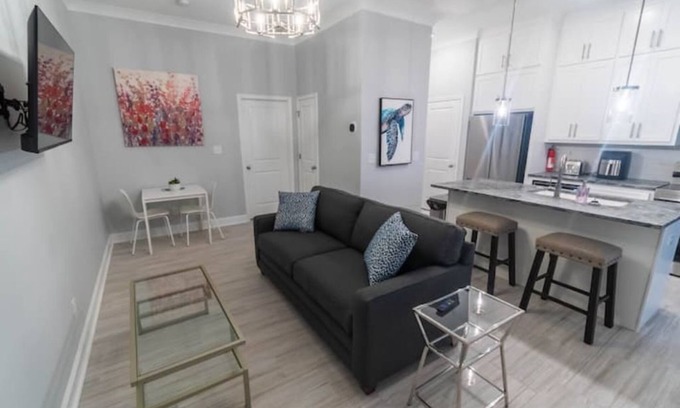 Belle Mina Apartment | The Kennedy Suite B