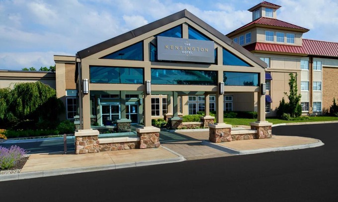 Bryant Pattengill West Hotel | The Kensington Hotel