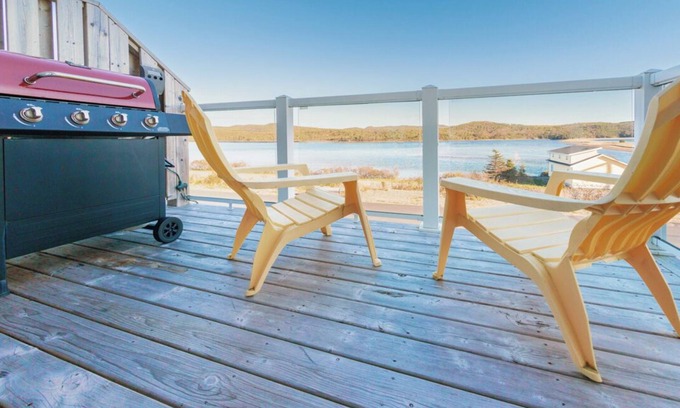 Arnold's Cove Apartment | The Killick Inn & Suites