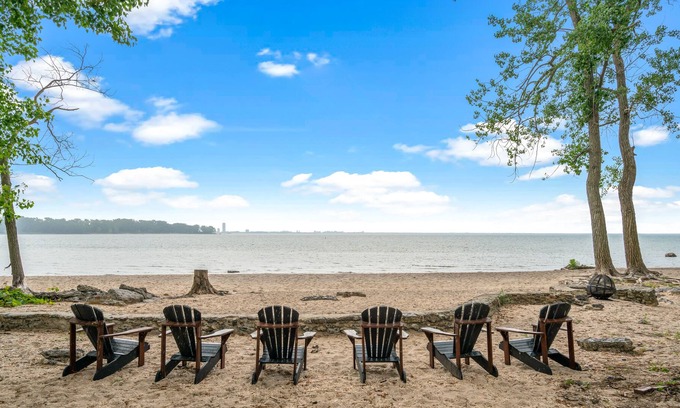 Fort Erie Cottage | The Kimble Estate: Waterfront-History-Extra Special