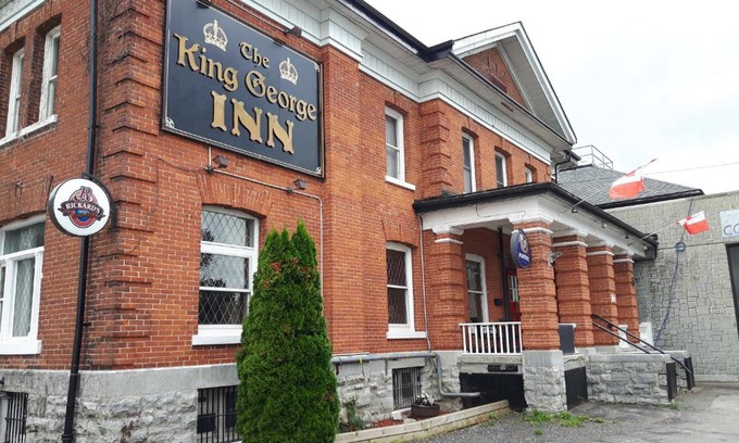 Cobourg Hotel | The King George Inn