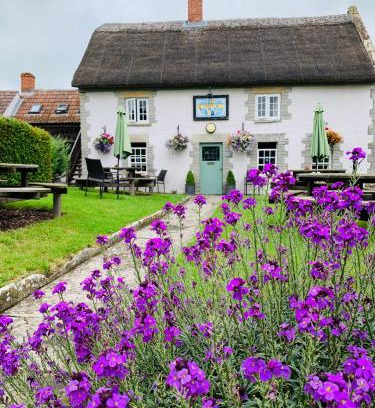 Kingsdon Hotel | The Kingsdon Inn