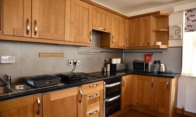 Knighton Apartment | The Knighton Apartment by Paymán Club