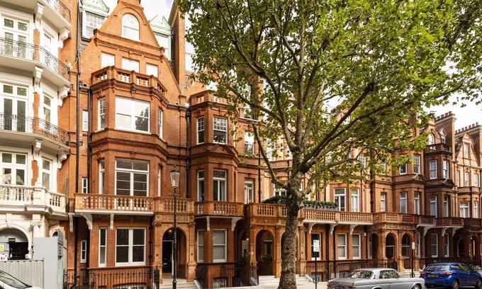 Belgravia Apartment | The Knightsbridge Suite Next to Sloane Square