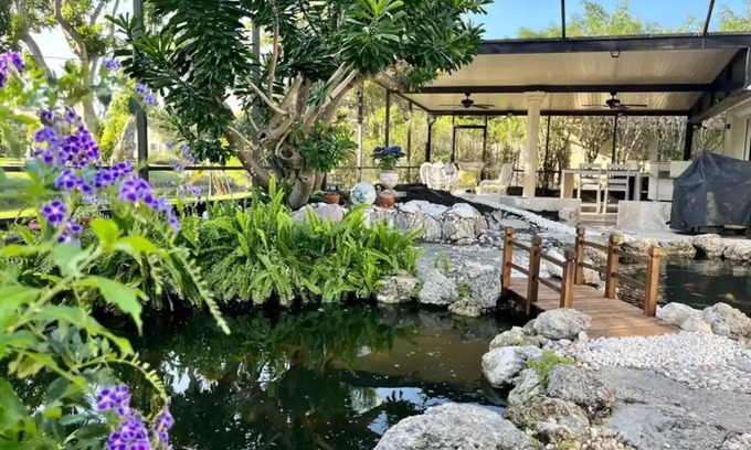 Boynton Beach House | The Koi House
