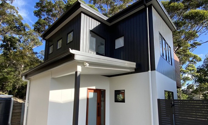 Merimbula Cabin | The Lake Apartment: Merimbula