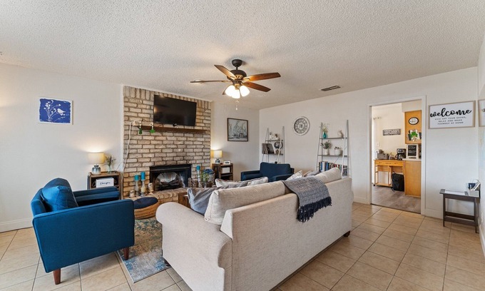 Lake Brownwood House | The Lake Escape @Brownwood