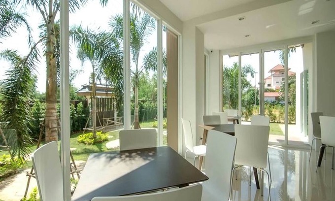 Khon Kaen Hotel | The Lake Hotel