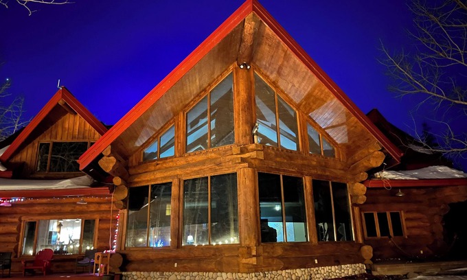 Parkland Beach Cabin | The Lake House