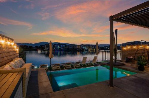 Terra Lago House | The Lake House - Terra Lago