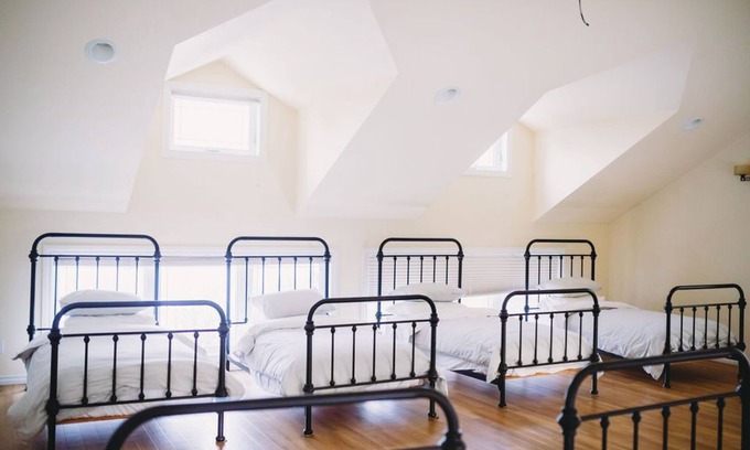 Lloydminster Cottage | The Lakehouse